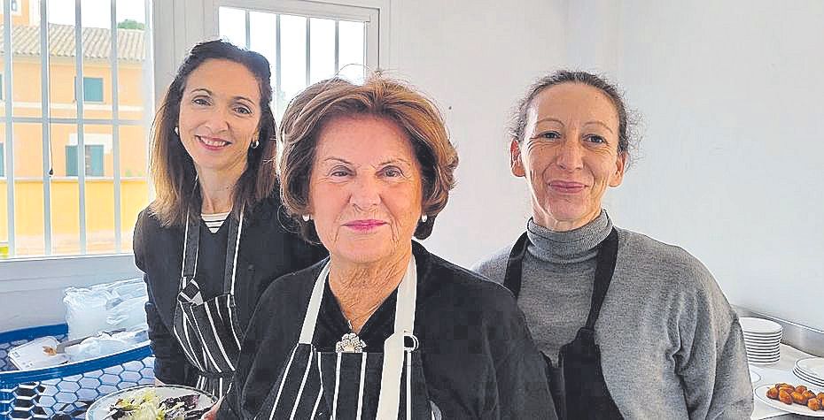 Teresa Romero, Lola Iriarte y Patri Rodríguez.