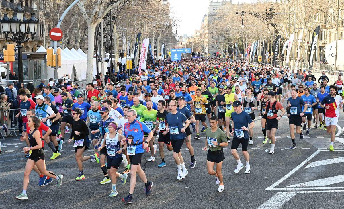 ¿Has participado en la Marató de Barcelona 2024? ¡Búscate en las fotos¡