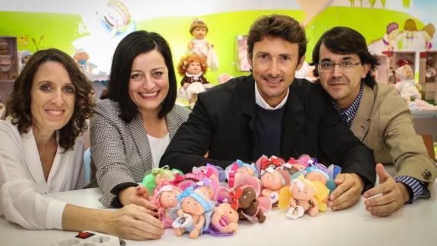 Juan Carlos Ferrero apadrina una campaña de juguetes solidarios