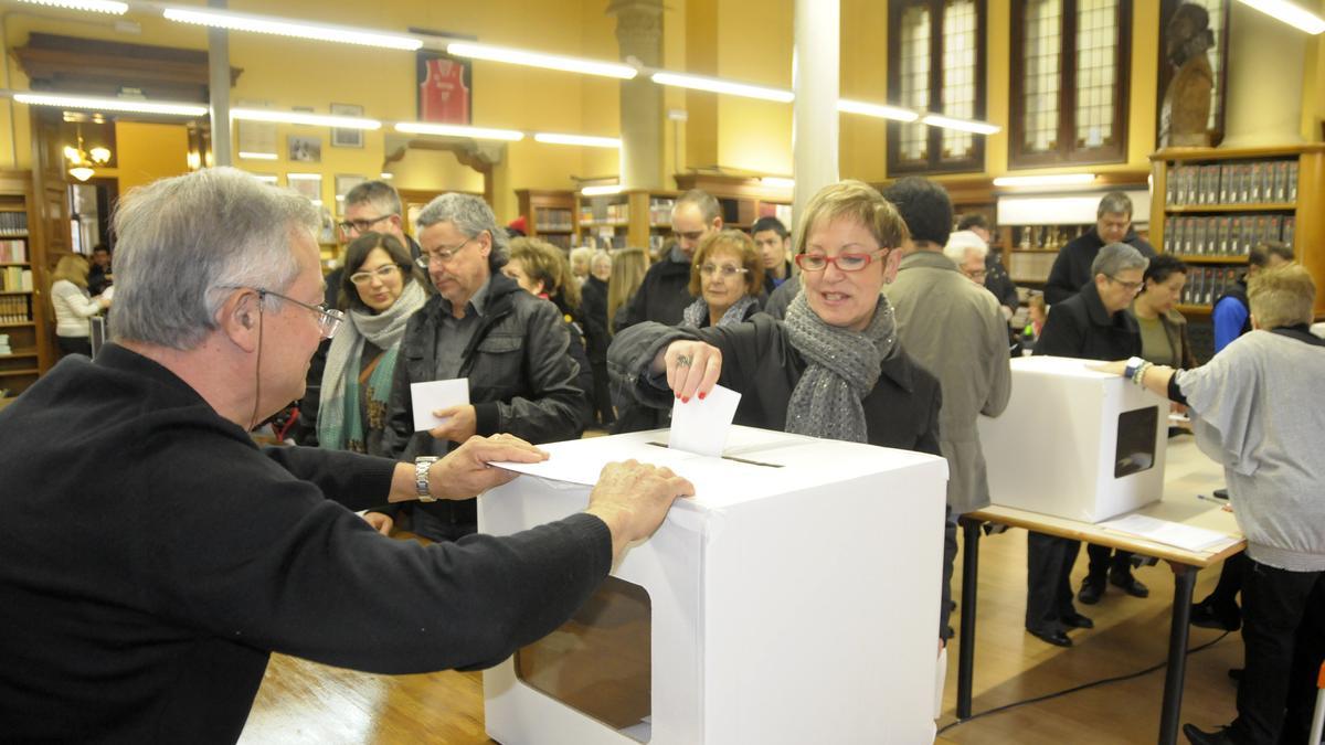 Consulta del 9-N del 2014 a Manresa