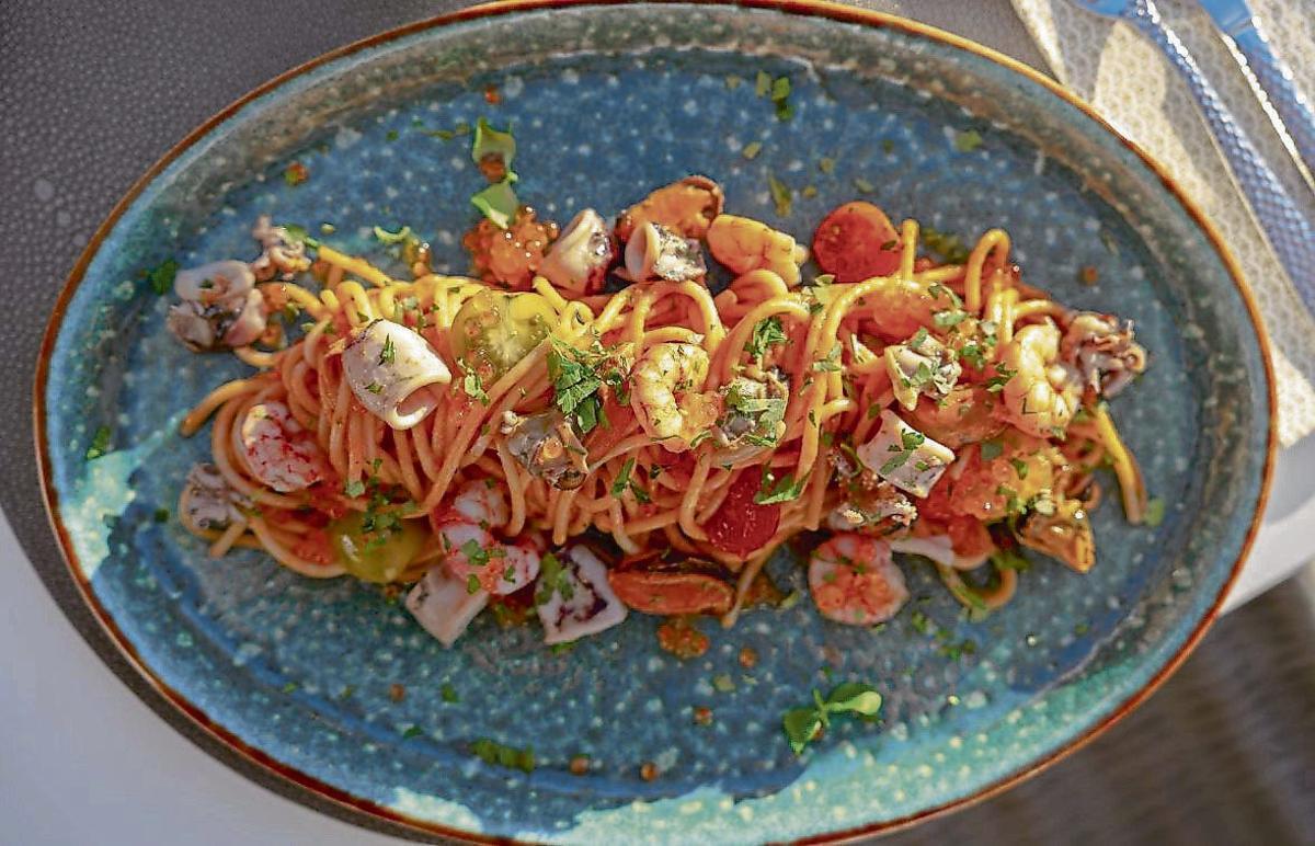 Tagliatelle frutti di mare. | VIBRA HOTELS
