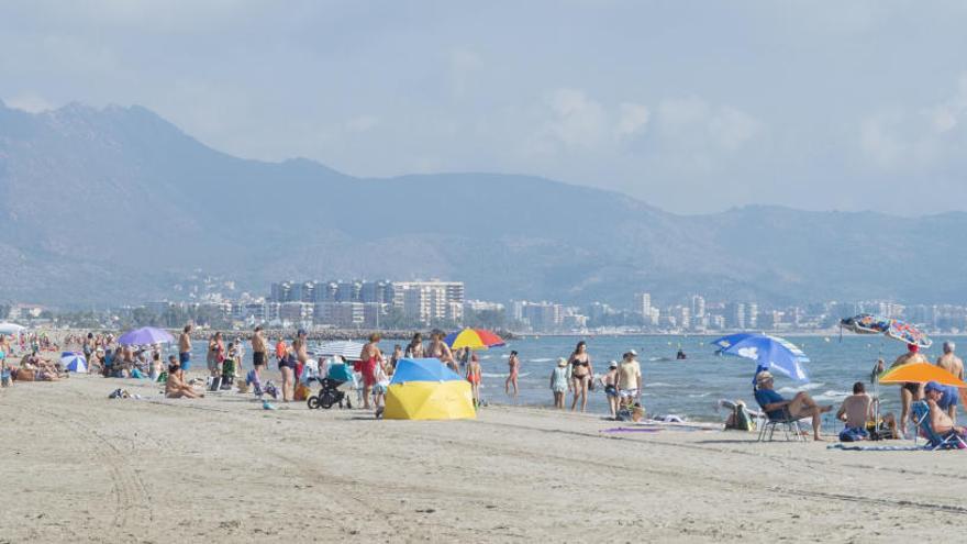 Condenan a cuatro años de cárcel a un hombre que abusó de su hija menor en un chiringuito de playa