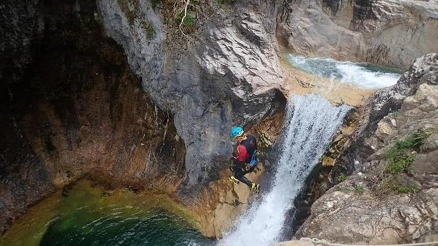 Rescatados dos barranquistas perdidos en el barranco Gorgas Negras, en Bierge