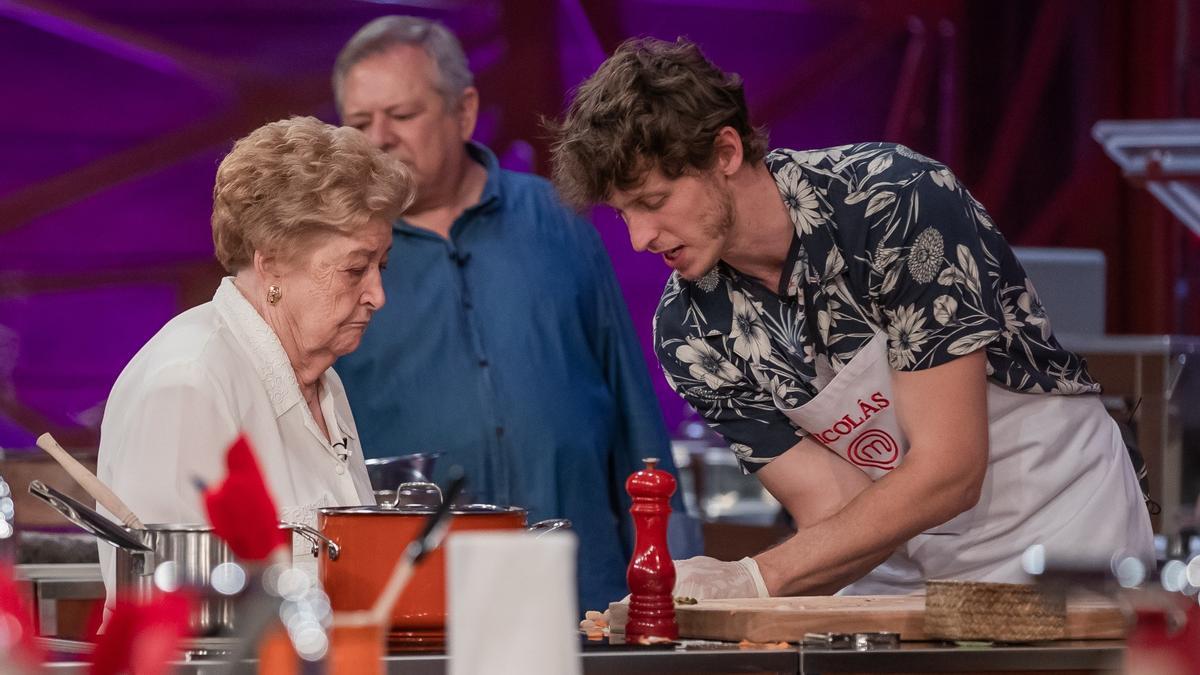 Aurelia Matellán, alma mater de Casa Aurelia, en las cocinas de MasterChef Celebrity.