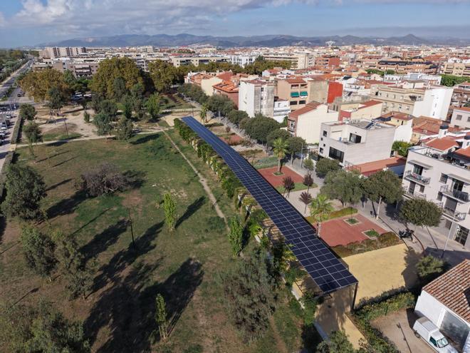 El Prat expande la "mayor comunidad energética residencial" de Catalunya para abastecer a 1.500 hogares