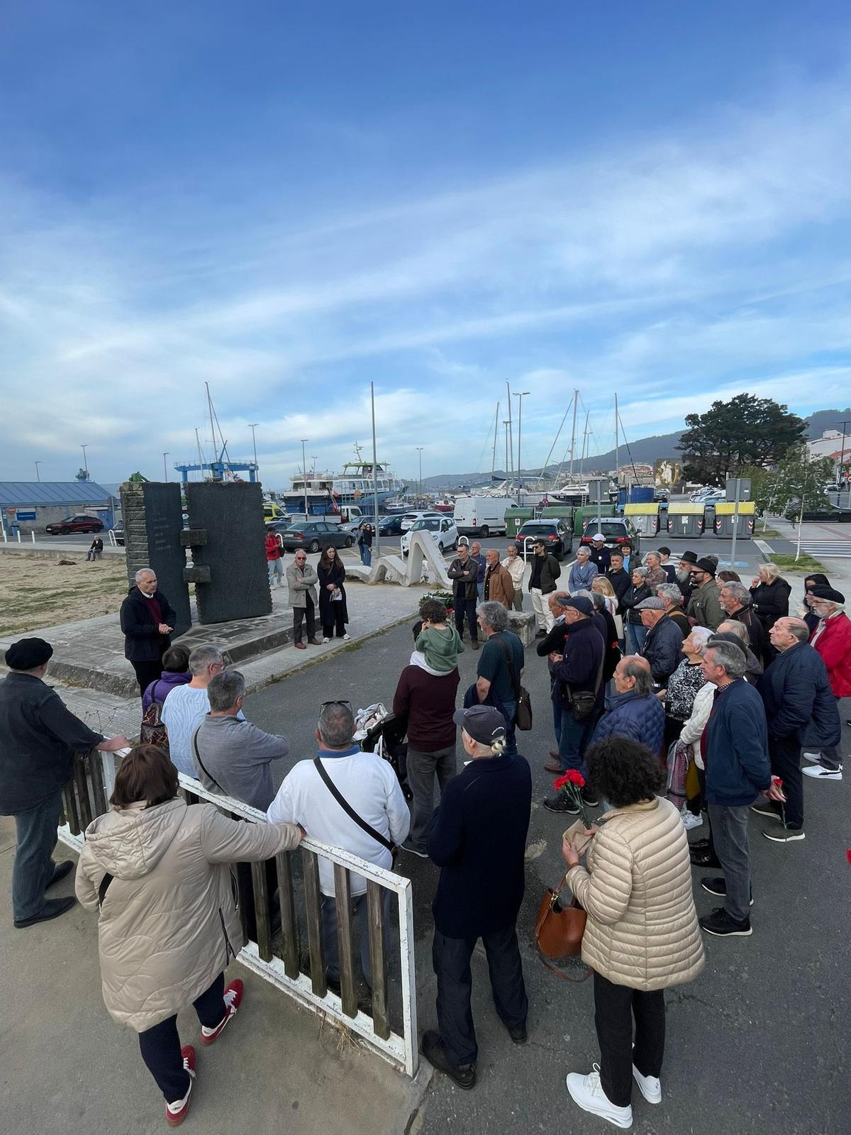 Homenaxe no 89 cabodano do fusilamento de Johan Carballeira