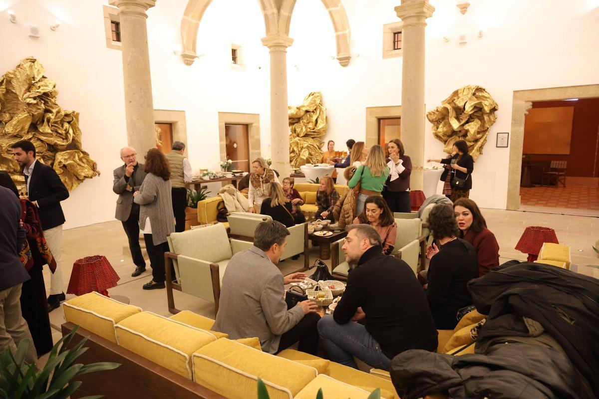 Una gominola inspirada en la gorra de montermoseña refuerza la promoción turística de Cáceres Una gominola inspirada en la gorra de montermoseña refuerza la promoción turística de Cáceres
