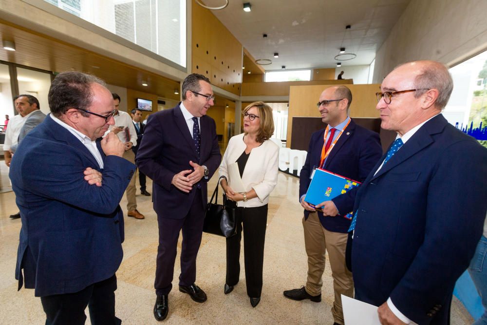 La Agència Valenciana del Turismo, el Ayuntamiento de Benidorm y la Cátedra de Estudios Turísticos 'Pedro Zaragoza Orts' impulsan el encuentro que este año se titula 'Smart Data'