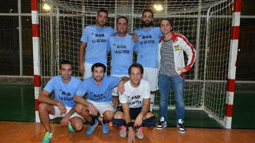 Equipo Bar La Quinta, de Segunda División. // G. Santos