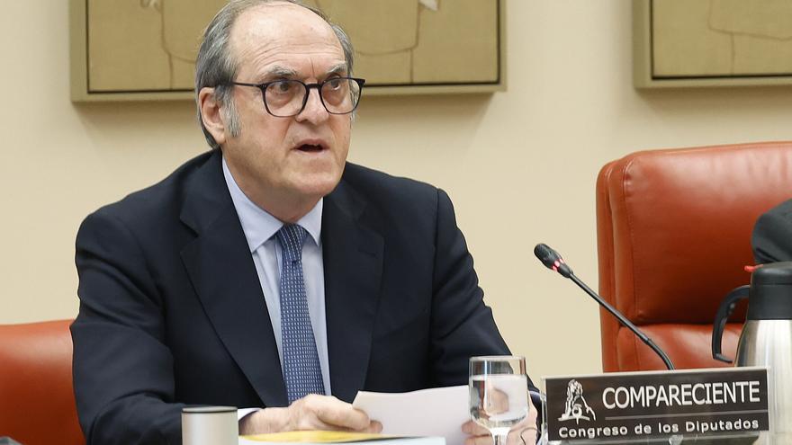 &quot;No piden asilo, muestran su pobreza&quot;: Gabilondo reclama una respuesta coordinada en Barajas