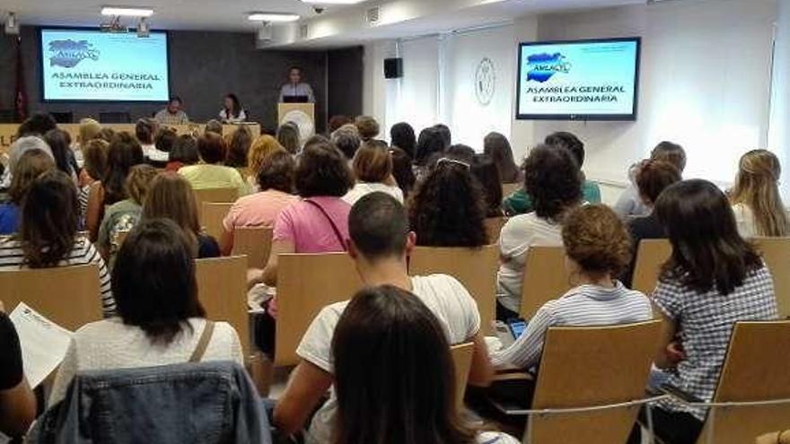 Una asamblea de los médicos de área.