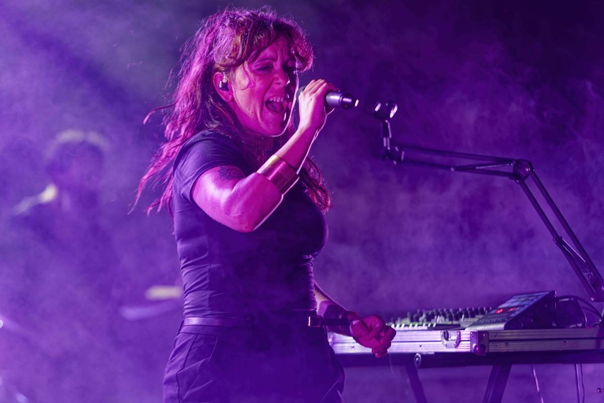 El Pinar del Grau se convierte en el escenario de la sexta edición del ciclo Concerts del Pinar. Lady Mambo, Sintron Prospecto, Lavativa. Bandits y Annacrusa han sido los primeros protagonistas de la cita.