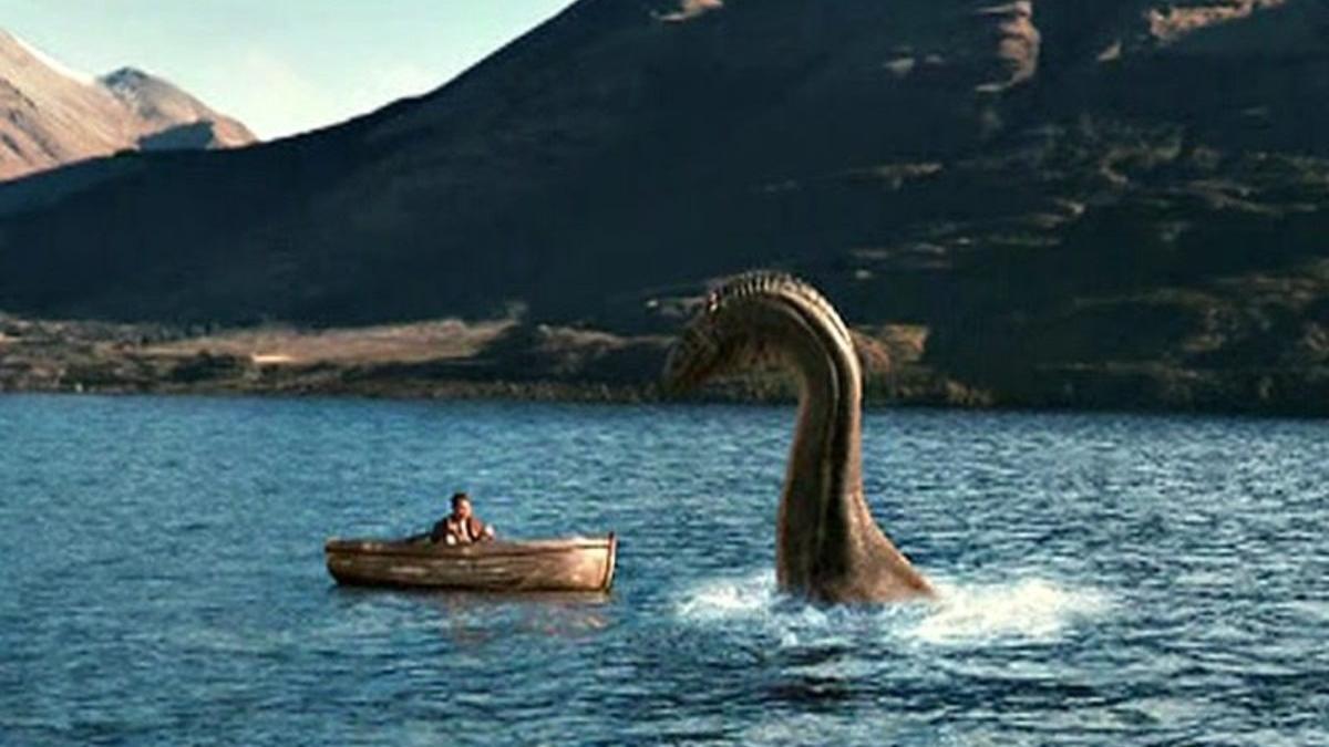 Turistas fotografían a un animal que podría ser Nessy, el monstruo del Lago Ness