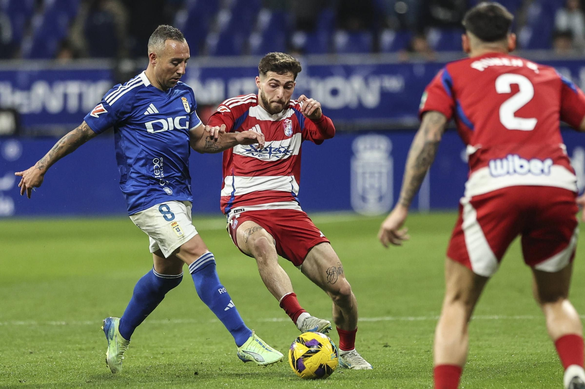 Así fue el partido (en imágenes) entre el Real Oviedo y el Granada