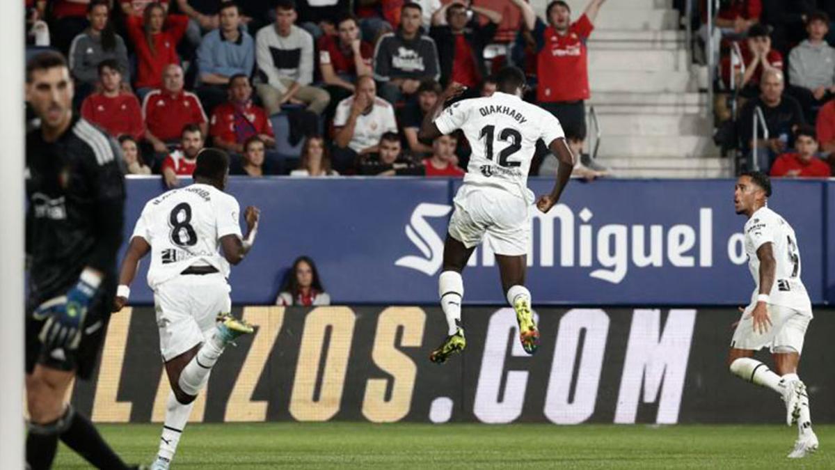 Diakhaby celebra su gol a Osasuna en El Sadar