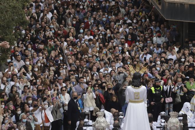 Así ha sido la salida de Jesús Cautivo | Lunes Santo 2022