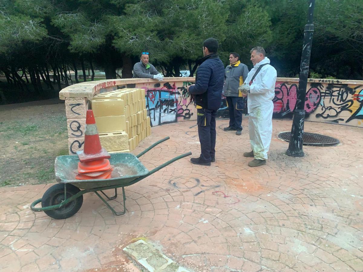 Renovación de uno de los miradores