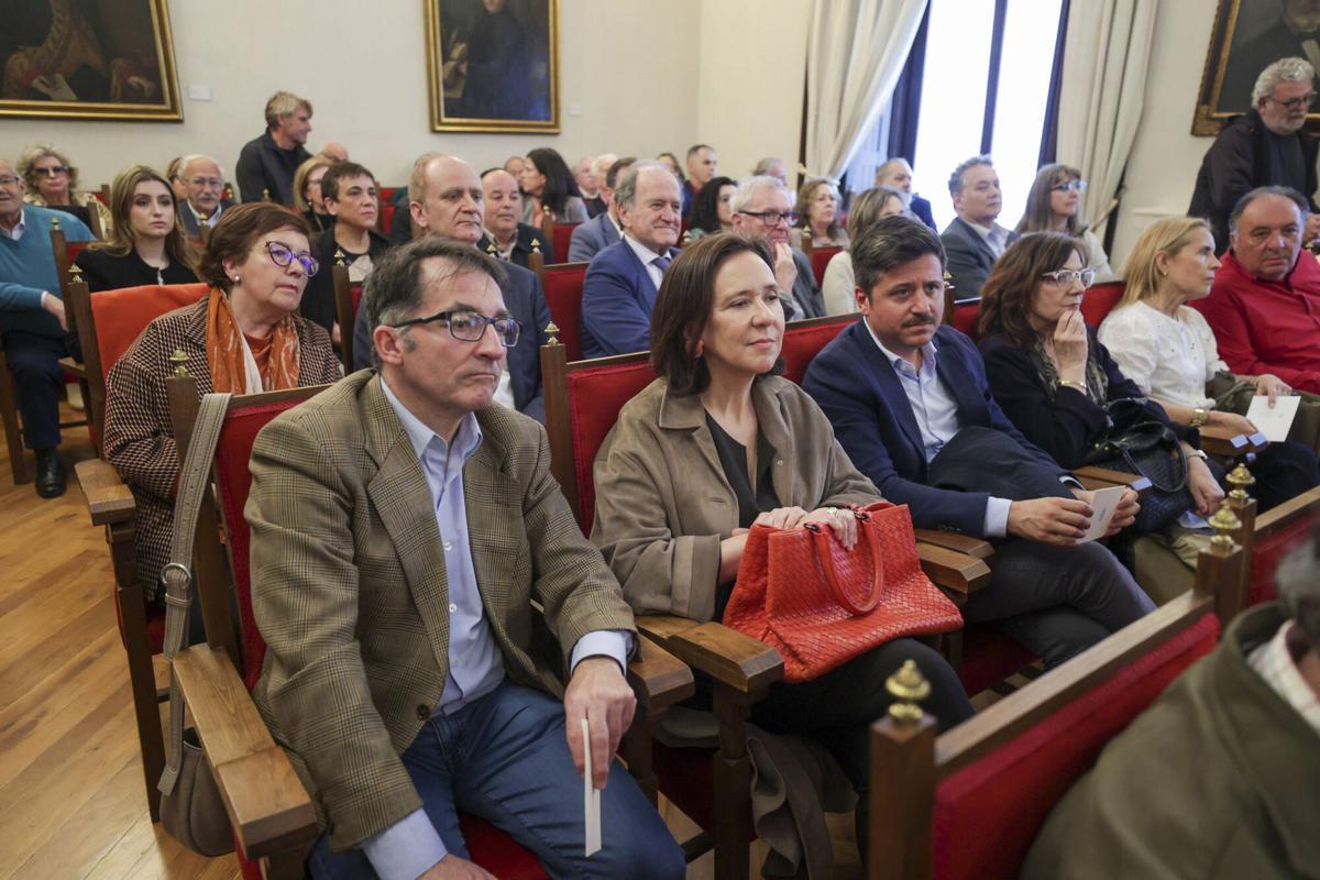 Todas las imágenes del ingreso de Juan Cofiño, presidente de la Junta General, en el RIDEA Todas las imágenes del ingreso de Juan Cofiño, presidente de la Junta General, en el RIDEA