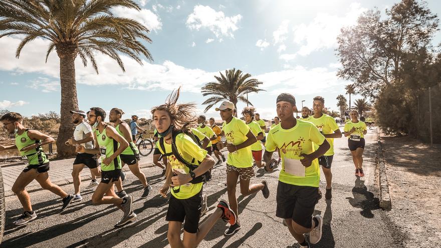 La marea amarilla de la Gran Canaria 3K Accesible llena las calles de Maspalomas