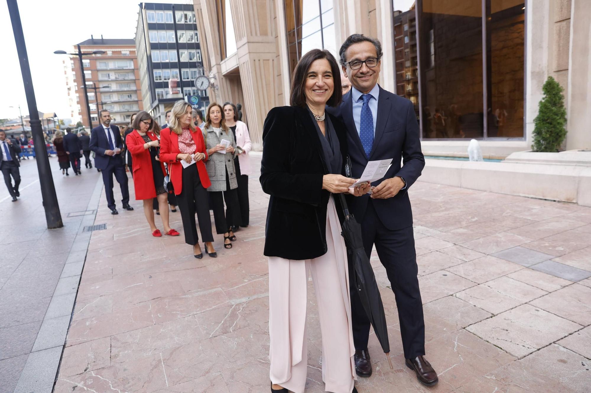 EN IMÁGENES: La Familia Real asiste en Oviedo al concierto de los premios "Princesa de Asturias"