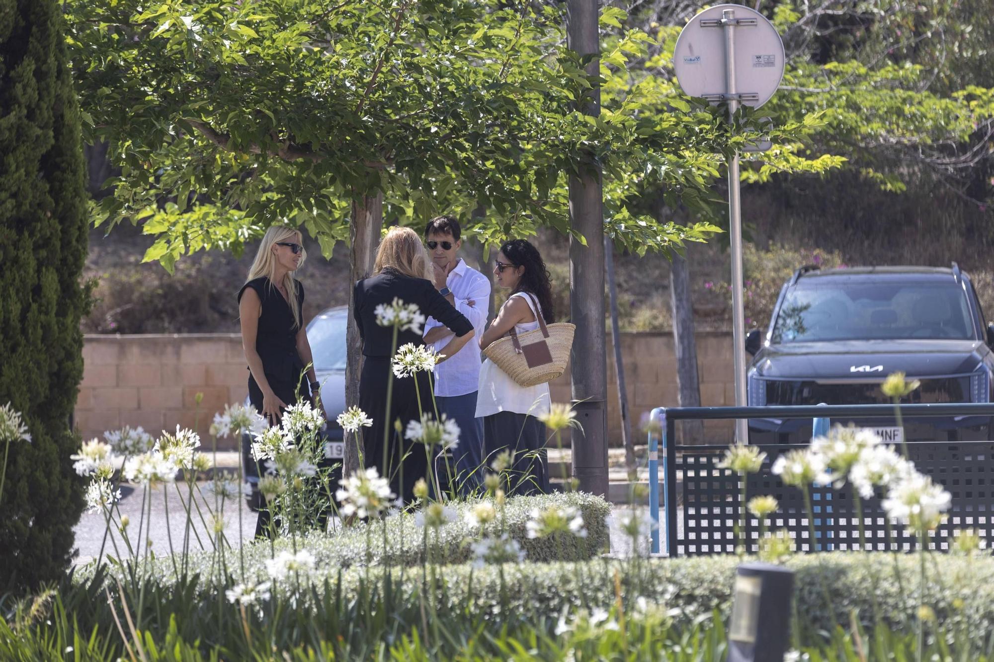 Familiares y amigos despiden a Andreu Moyà, padre del extenista Carlos Moyà
