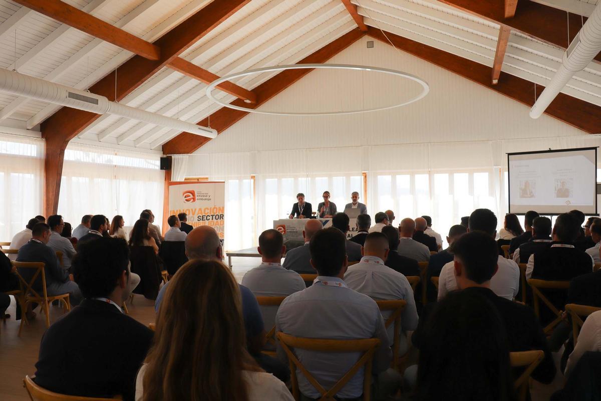 La asamblea del clúster celebrada en Castalla.