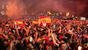 Esquerra demana vetar les pantalles gegants del Mundial a Barcelona després dels insults racistes a Cornellà