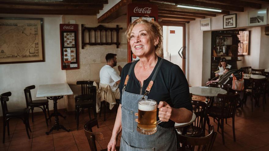 FOTOS | Así es el bar Can Salat, en sa Calatrava en Palma