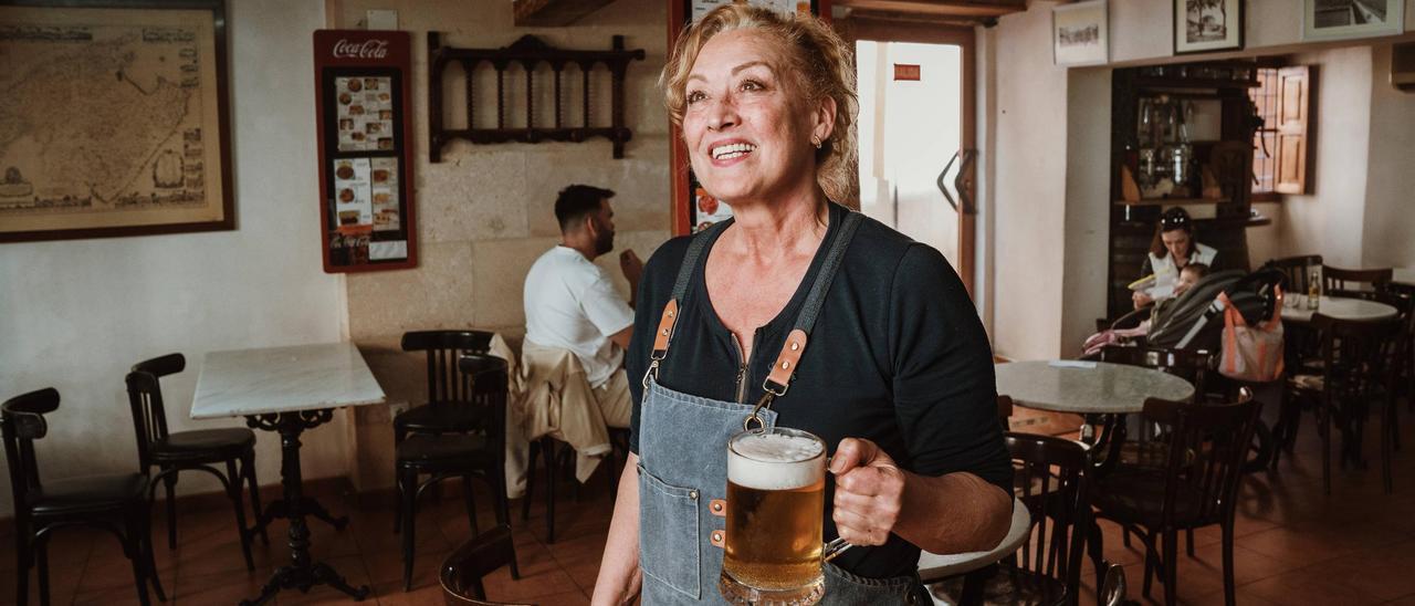 Gabriel Sabater, del bar Can Salat en Palma: “He sacado a gente del baño con la jeringuilla en el brazo, ahora mis clientes extranjeros me hacen muchas preguntas”