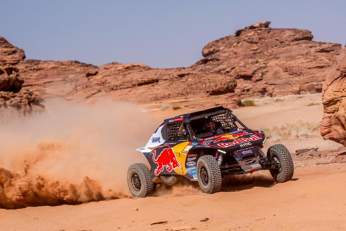 La piloto Cristina Gutiérrez durante una de las etapas del Dakar.