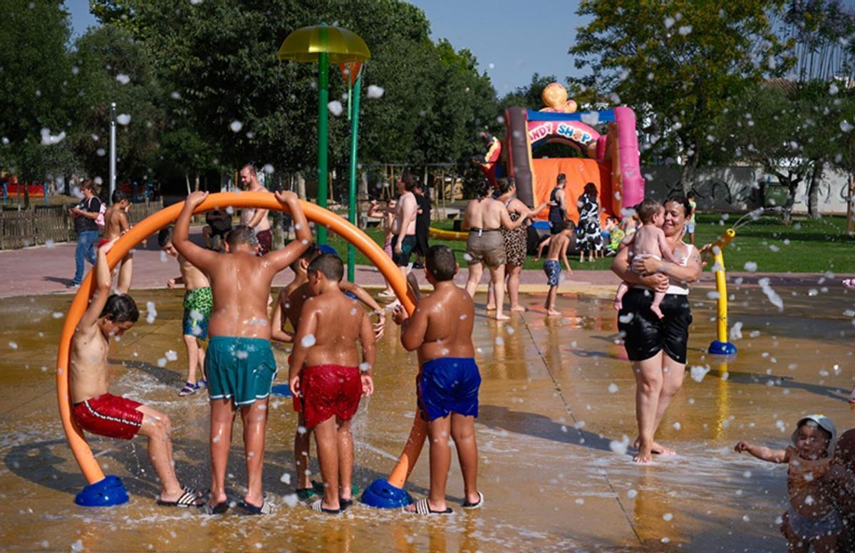 Juegos de Agua del Parque Concejala Dolores Camino de Gines