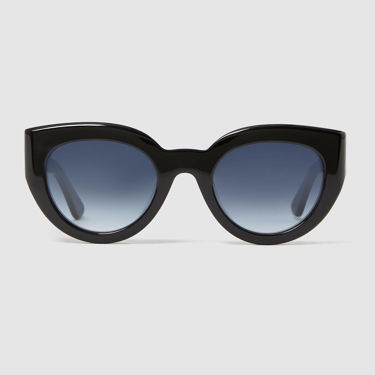 Gafas de sol negras de Bimba y Lola. (Precio: 61 euros)