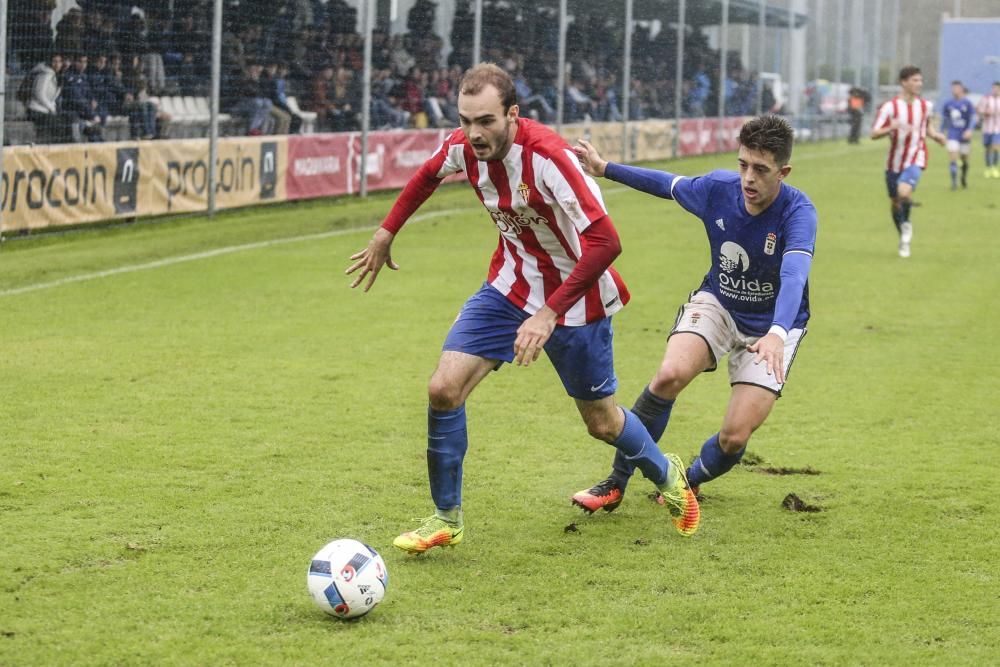 Partido entre el Real Oviedo y el Sporting Juvenil División de Honor