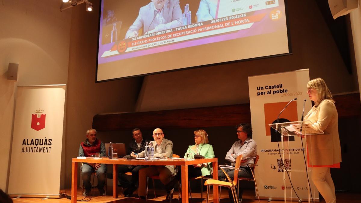 Mesa redonda celebrada en Alaquàs.