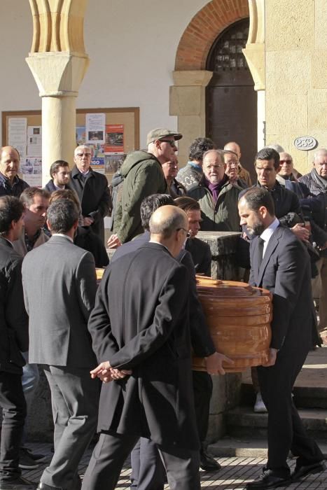 Funeral por Juan Fombona, el joven atropellado en Somió