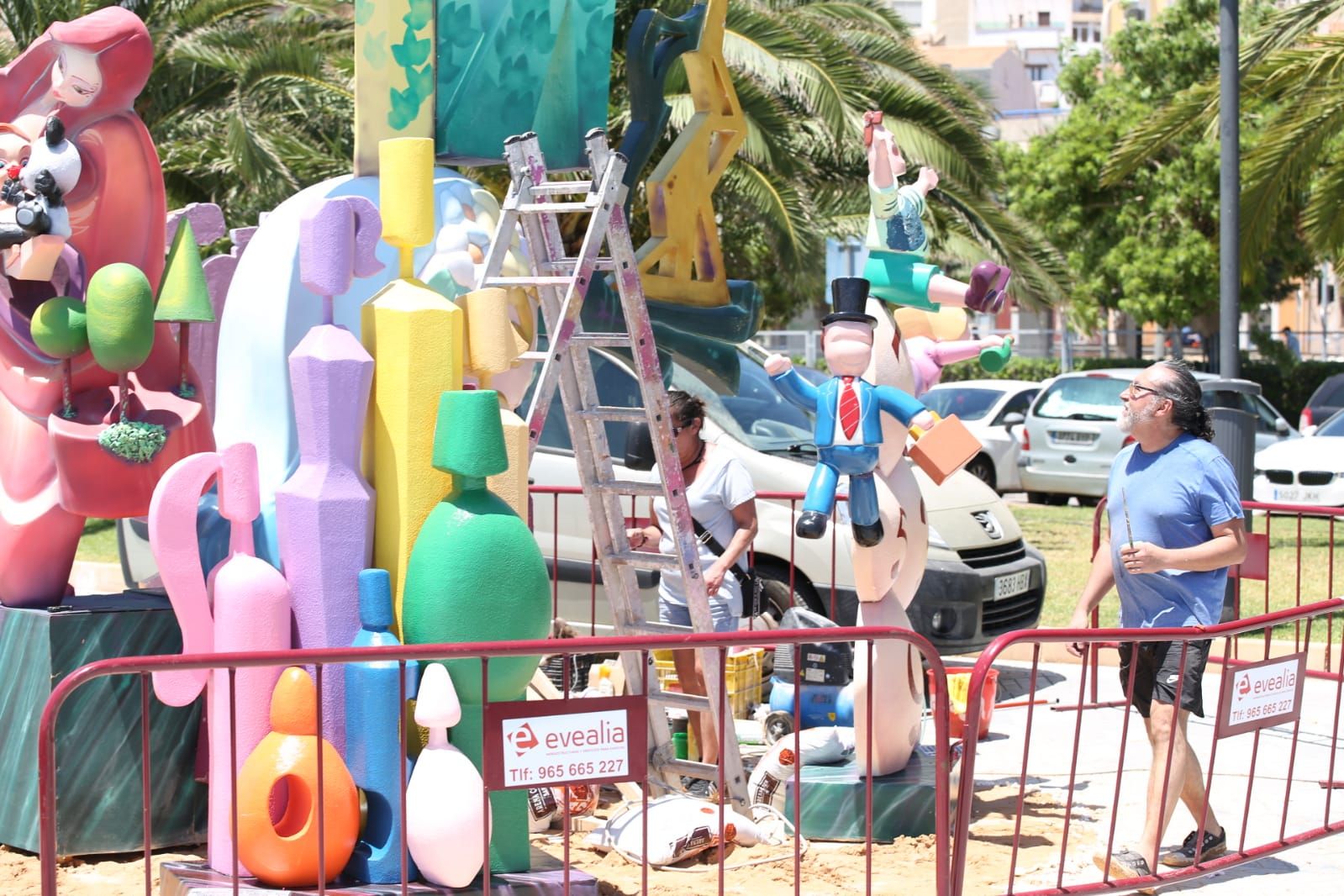 Daños de la lluvia en la pintura de La Ceràmica y destrozos en La Marina y Sant Agustí