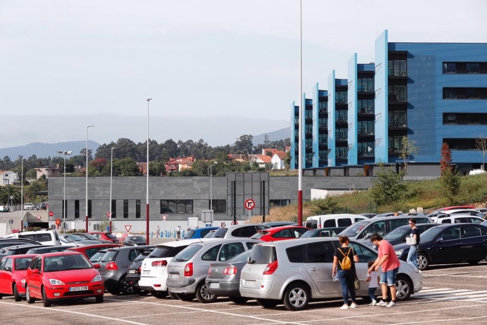 Inaugurado el parking municipal del Cunqueiro