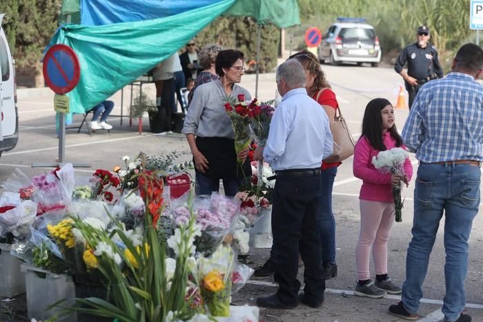 Día de Todos los Santos en el cementerio de Lorca