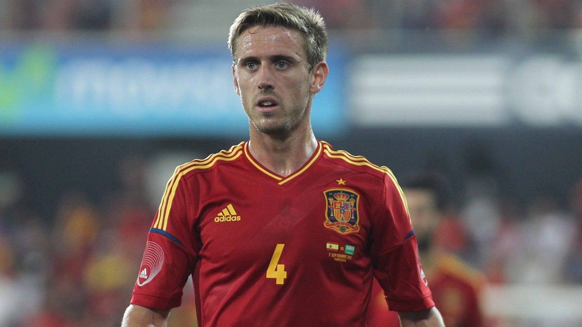 Nacho Monreal, en un partido con la selección