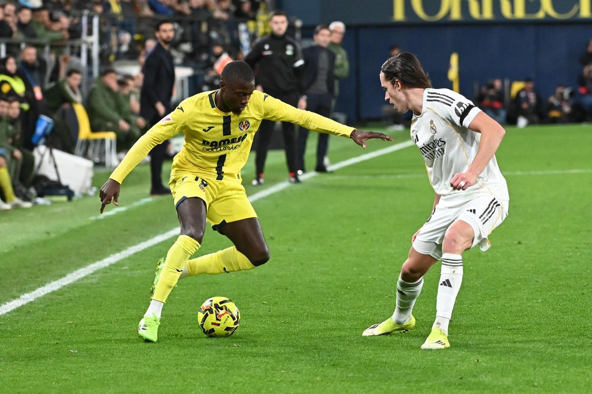 Pepe encara a Carreras.