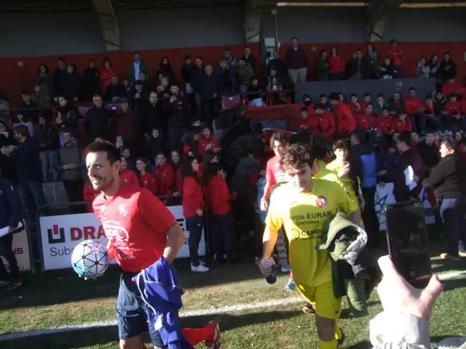 El «partit dels famosos» de la Marató de TV3, a Olot