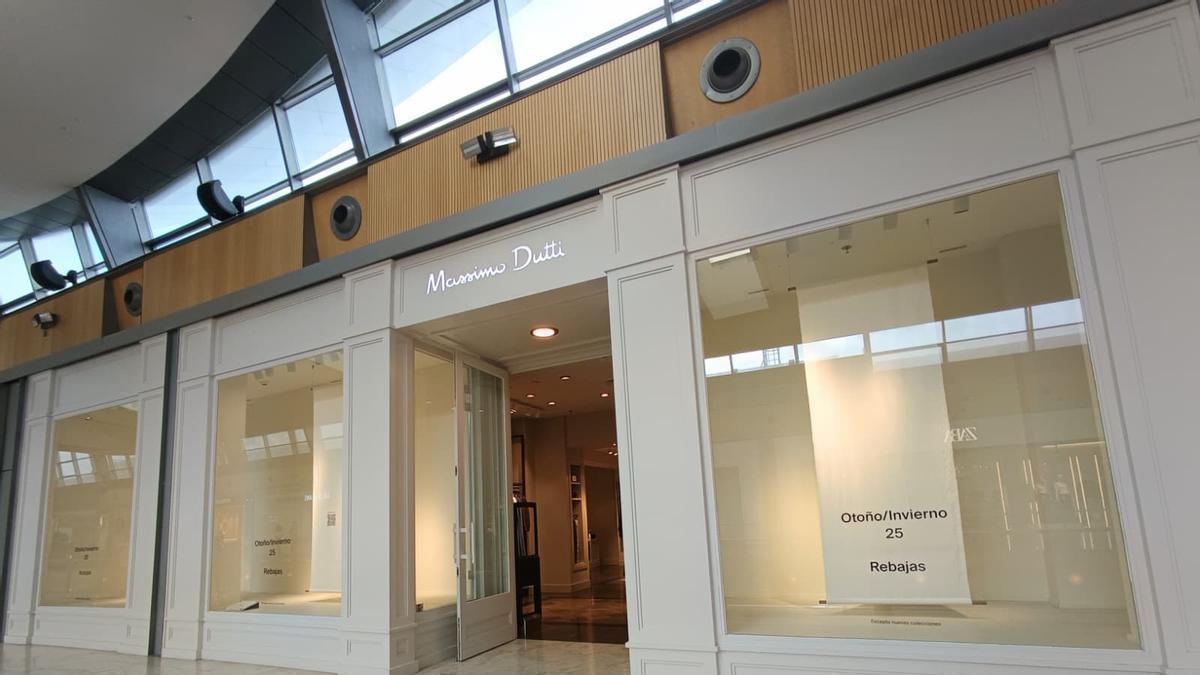 Inditex continua con el cierre de tiendas en Zaragoza.