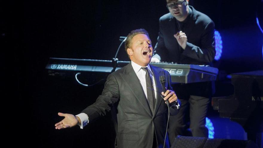 Más de 700 euros por la primera fila: así arranca la preventa de entradas para el concierto de Luis Miguel