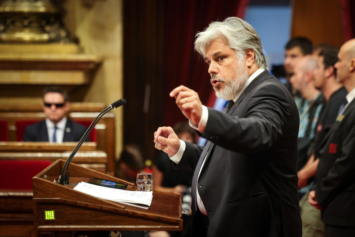 El president del grup de Junts, Albert Batet, durant el debat d'ìnvestidura aquest dijous