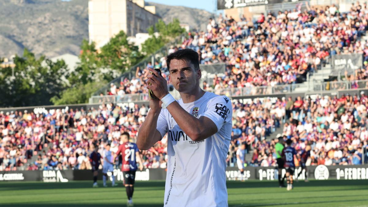 Nil Jiménez, durante el encuentro del Cartagena en Elda
