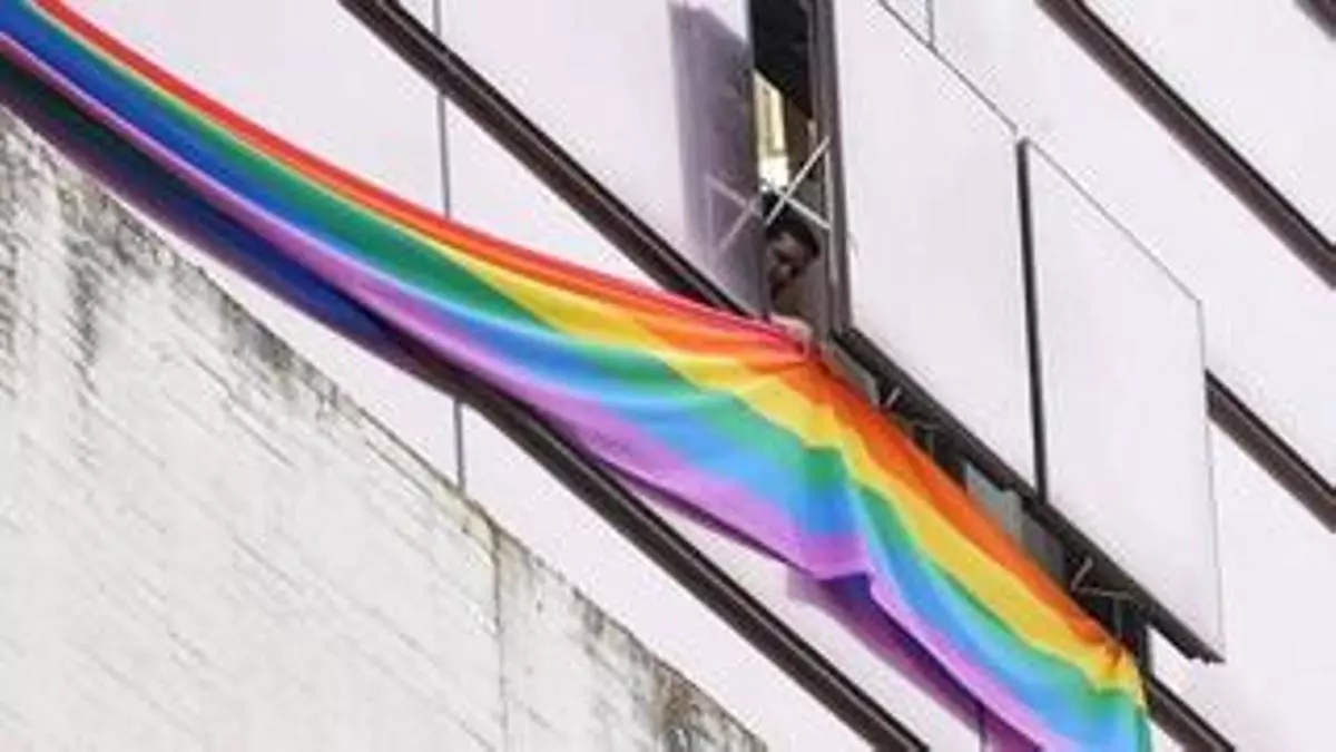 El teléfono arcoíris ha atendido 6.700 llamadas para denunciar LGTBIfobia en su primer año de vida