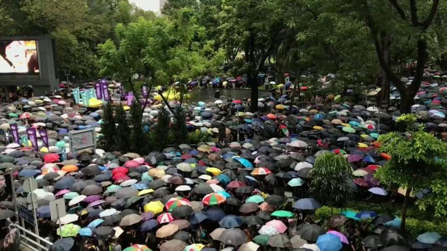 Manifestantes mantienen las protestas en Hong Kong