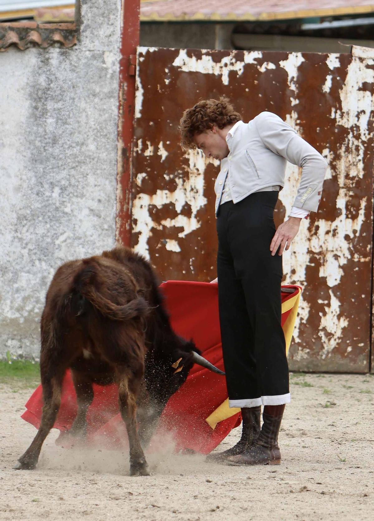 El novillero Borja Escudero estrena apoderado