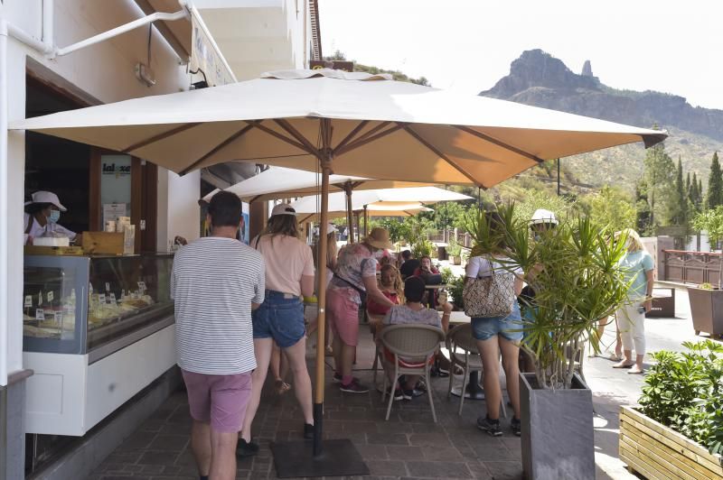 Turistas en las Medianías de Gran Canaria