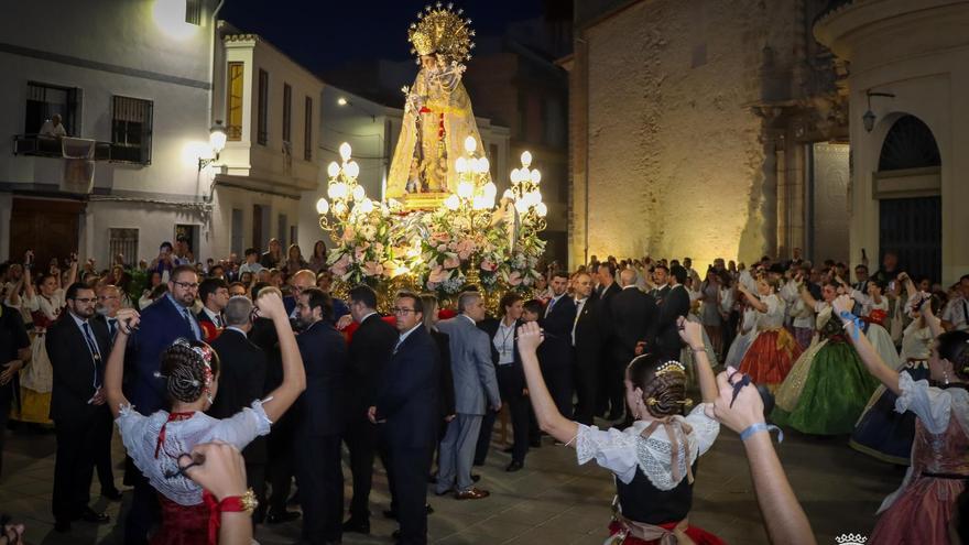 Torrent vive con emoción las fiestas en honor a la Virgen de los Desamparados